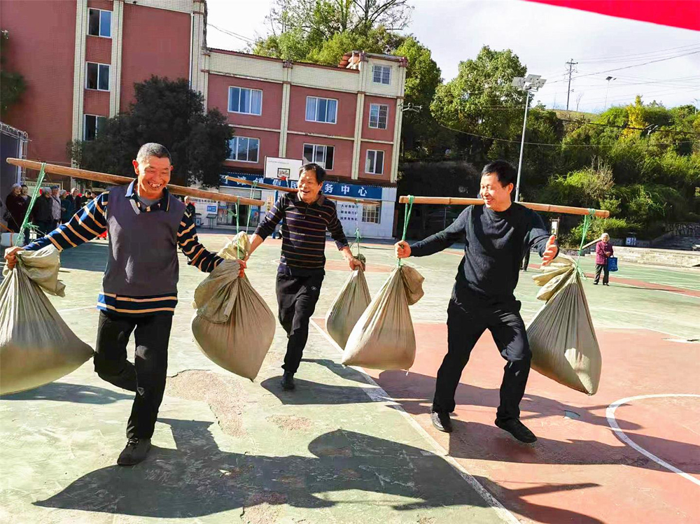 石滩镇:人大搭台传孝善 邻里欢聚暖人心2