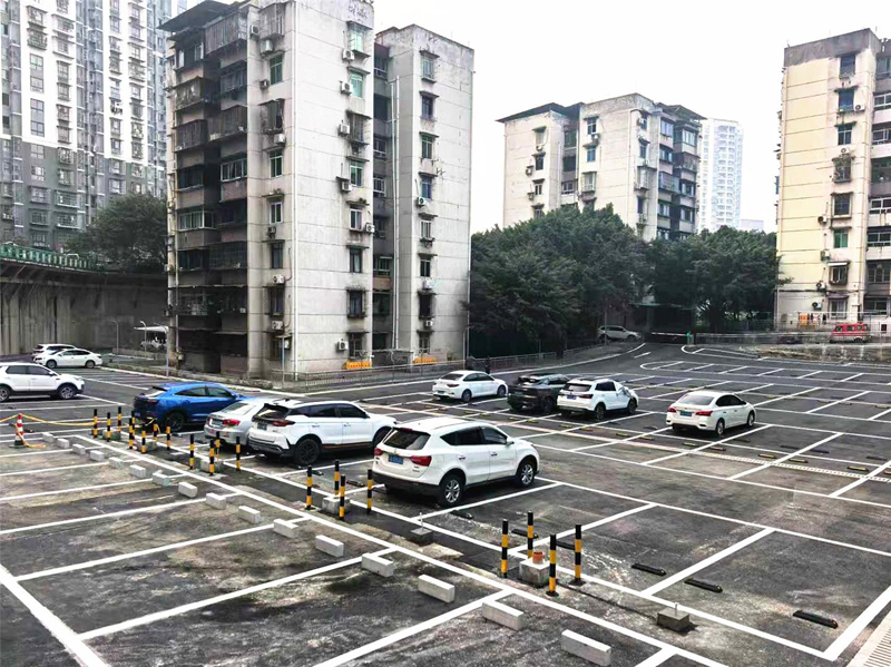 莲花街道：新增180余个车位缓解“停车难